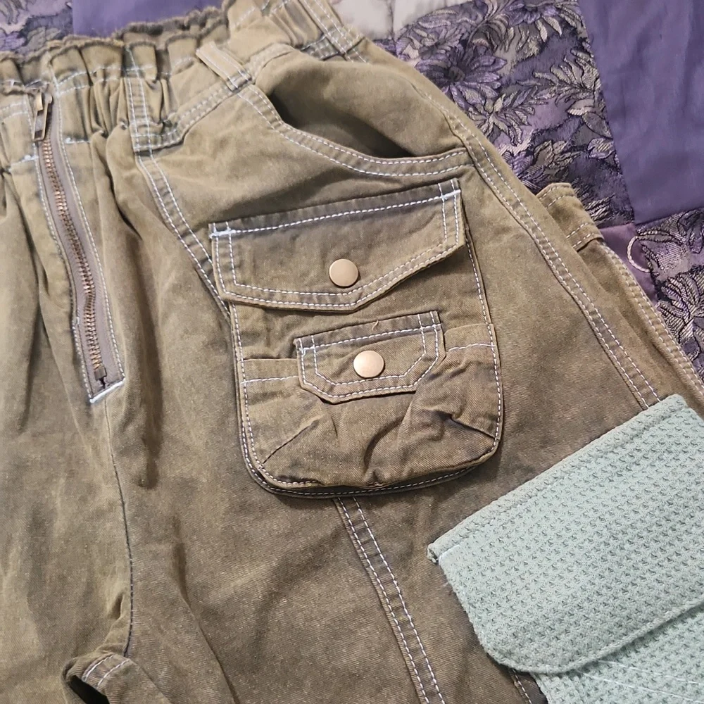 POL Twill and Thermal Cargo Pants with Mixed Fabric Pockets pants - Picture 7 of 12